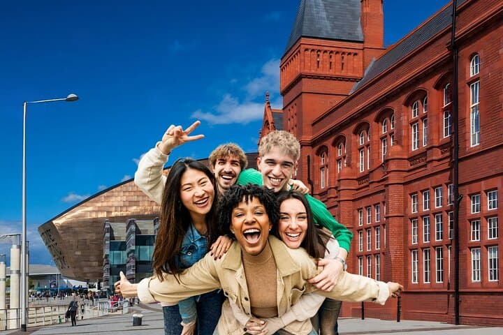 Cardiff Bay Self Guided Treasure Hunt & Outdoor Exploration Game