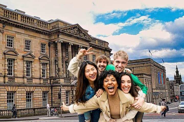 Edinburgh New Town Self Guided Treasure Hunt & Exploration Game