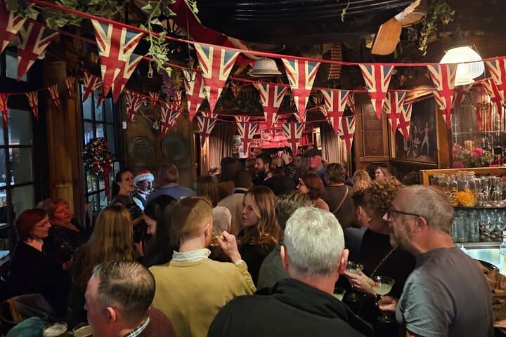Themed tavern