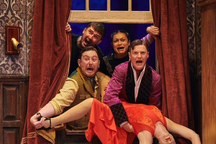 The Play That Goes Wrong in London Theatre