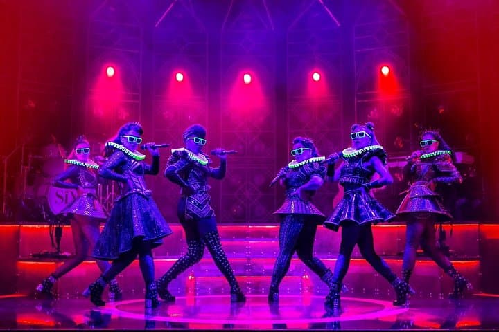 London Theatre: SIX The Musical