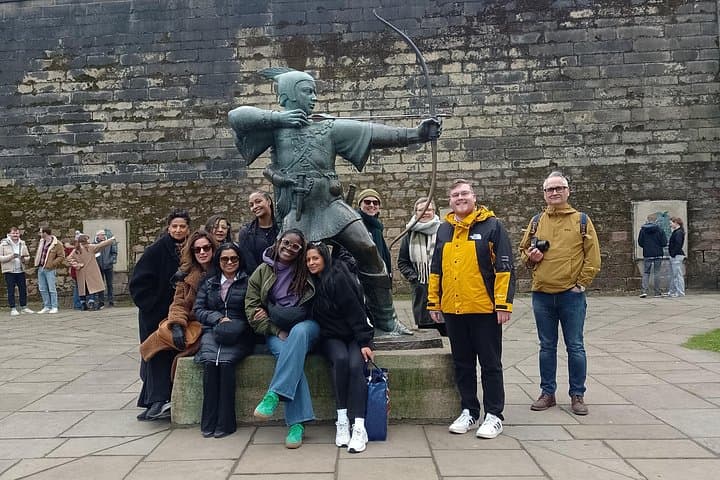 Private Nottingham Walking Tour with Local Guide