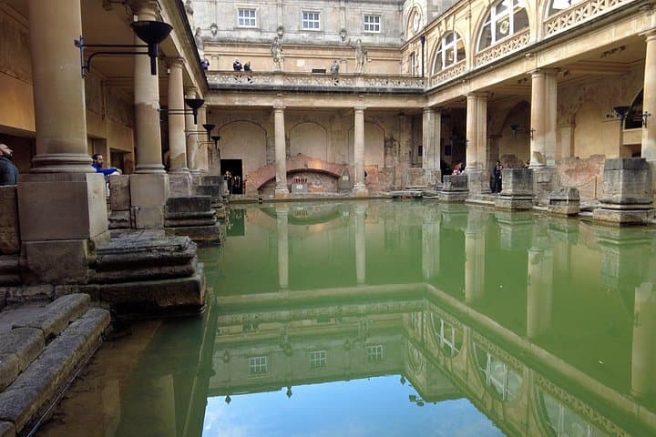 Stonehenge, Bath, Cotswolds, Stratford, Oxford: Luxury 3 Day Tour
