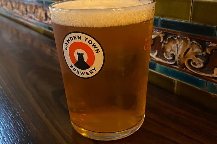 Historical Fleet Street Pub Tour
