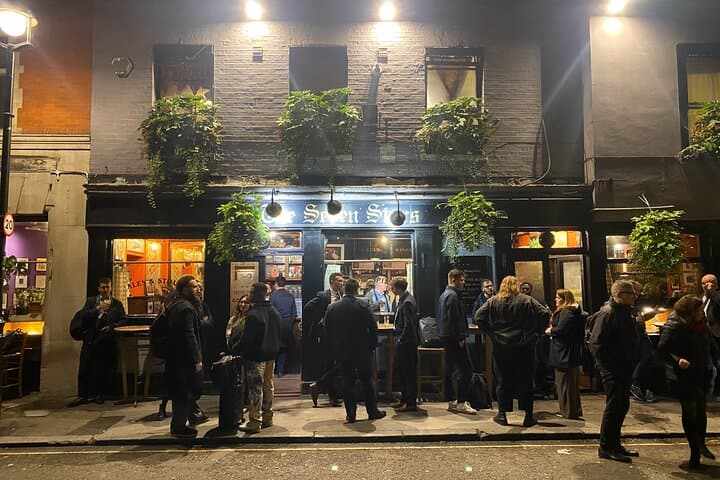 Historical Fleet Street Pub Tour