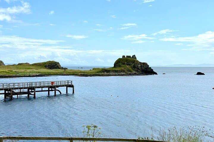 Dunyvaig Castle behind Lagavulin