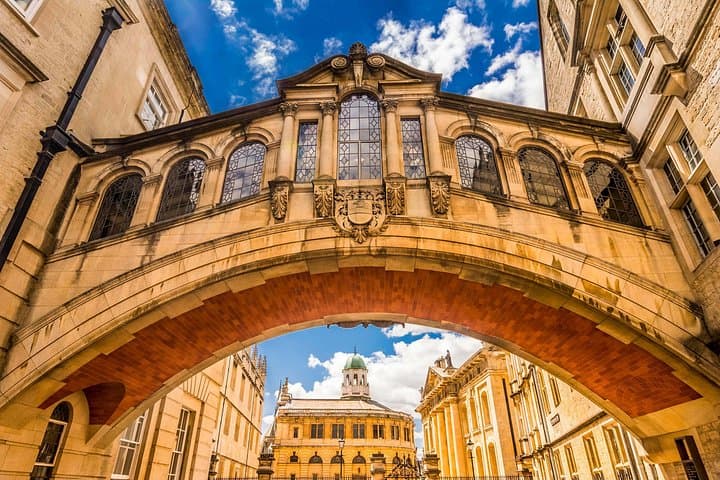 Oxford Walking Tour with Audioguide on Your Smartphone