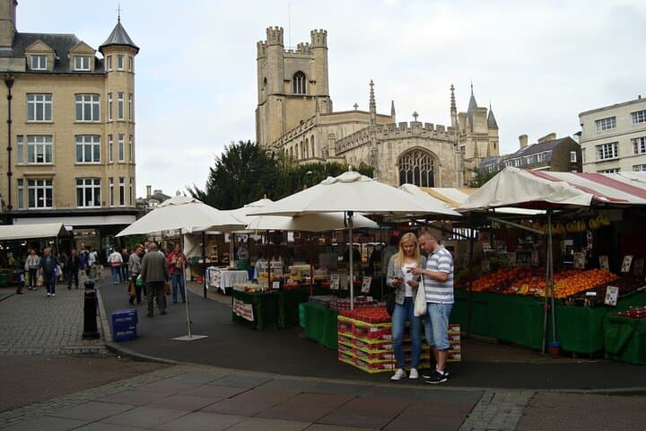 Self Guided Walking Tour of Cambridge with Audio Guide