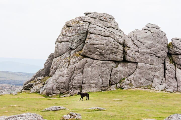 Hound Tor — a dramatic granite outcrop rising from the moor, famed for its striking rock formations and sweeping views across Dartmoor’s rugged landscape