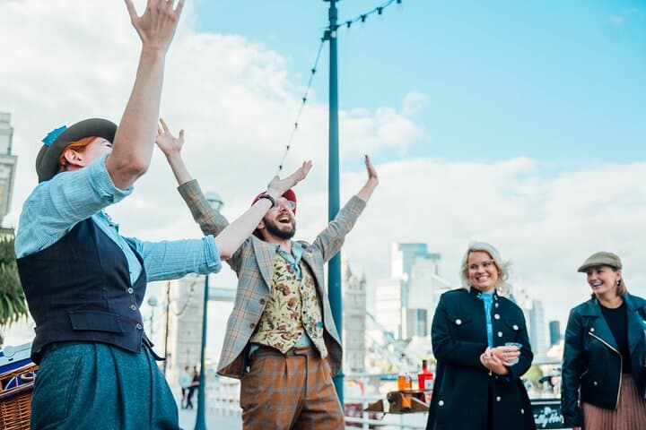 London Gin Safari: A Spirited, Juniper-Fuelled Jaunt