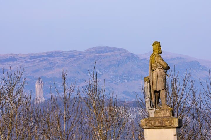 Private Tour to Stirling Castle Wallace Monument and Bannockburn