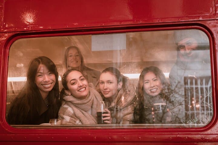 London Private Taverns Tour with Historic Pubs