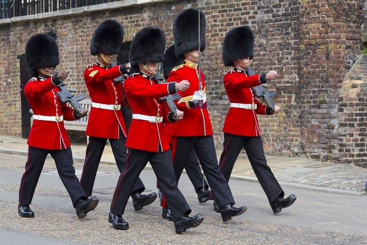 Early Access Tower of London: Crown Jewels and Beefeater Ceremony