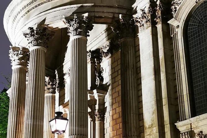 The dark side of St Paul's Cathedral!