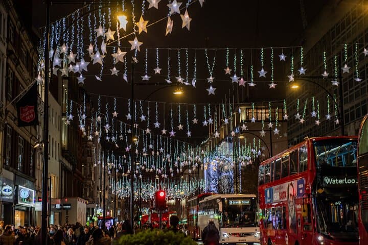London Christmas Lights and History Walking Tour