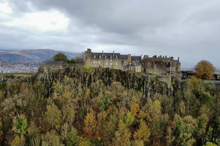 Edinburgh: The Kelpies, Stirling Castle, Loch Lomond & Trossachs
