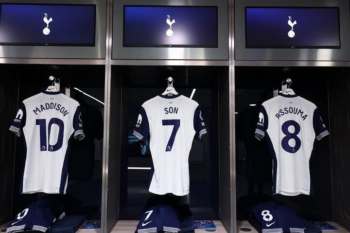 Tottenham Hotspur Stadium Tour and The Dare Skywalk in London