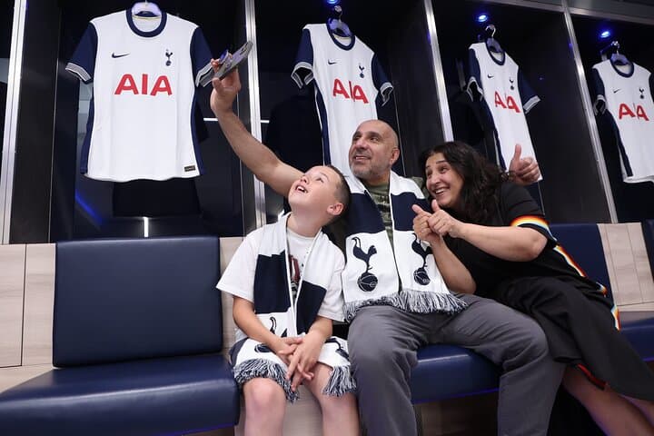 Tottenham Hotspur Stadium Tour and The Dare Skywalk in London