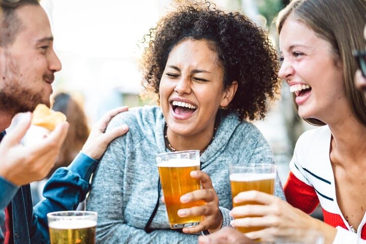 Historic Pub Walking Tour of London