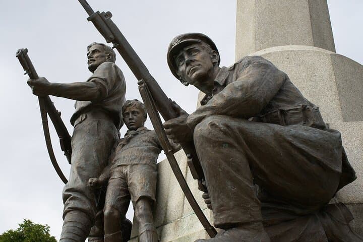 London: Churchill & World War 2 Walking Tour