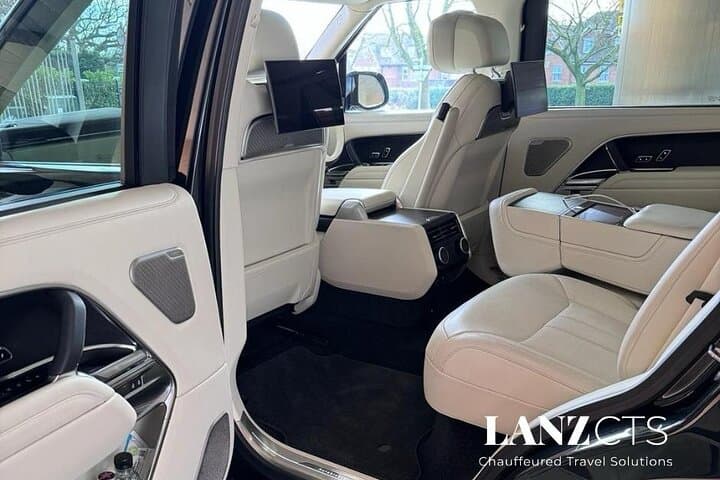 Private Car Chauffeur Service Transfer London to Gatwick Airport