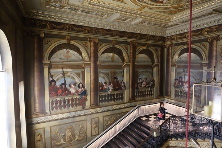 Grand Staircase
