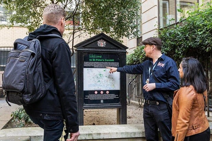 London's Hidden Gems and Secret History Private Guided Tour
