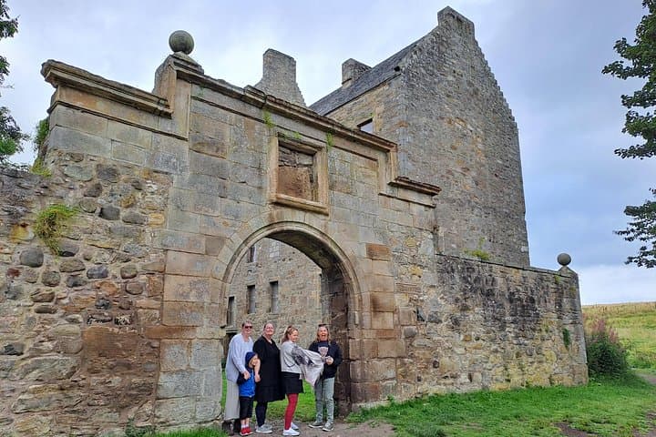 Midhope from Outlander.