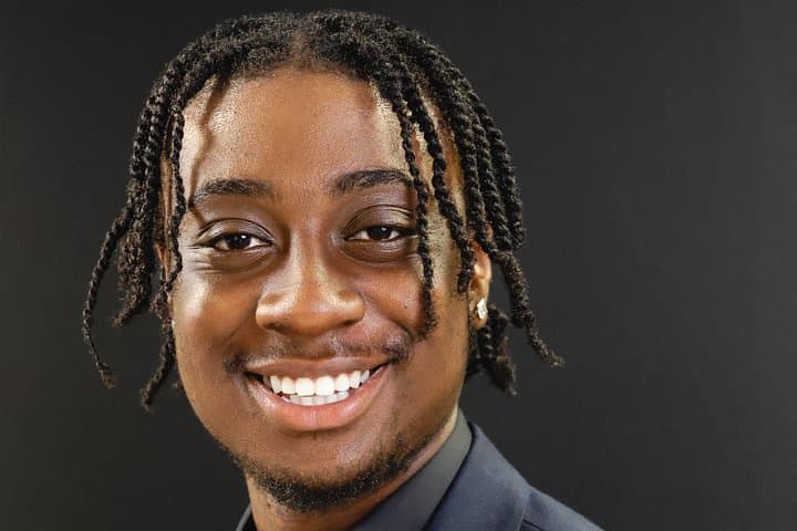 Professional Photoshoot in Studio for Headshots