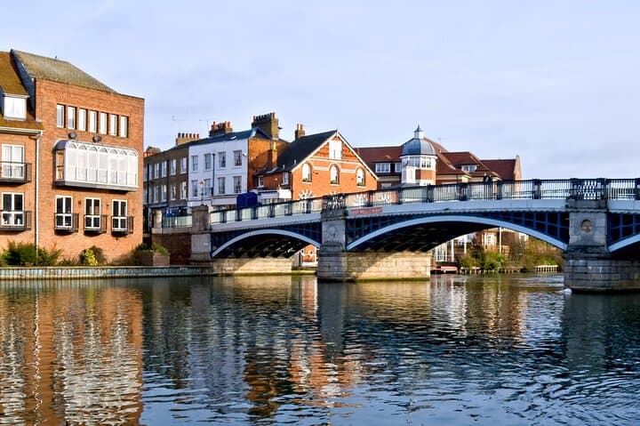 Private Transfer from Southampton to Windsor