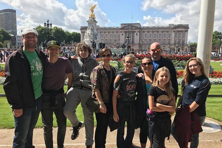 London Royal Landmarks Walking Tour