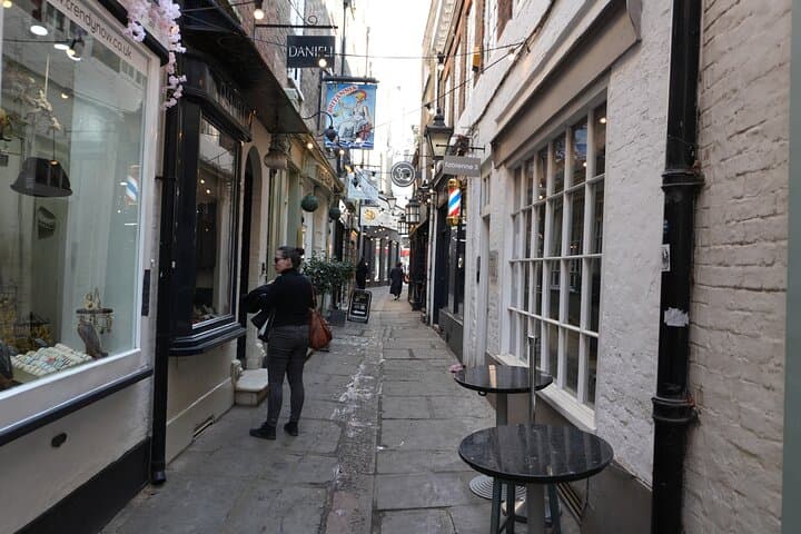 Ted Lasso Private Black Cab Tour with Hotel Pick Up