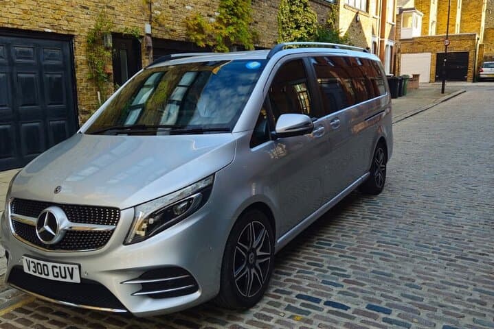 London to Southampton Private Transfer via Mini Van