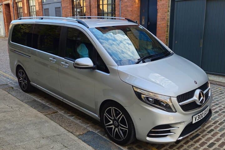 London to Southampton Private Transfer via Mini Van