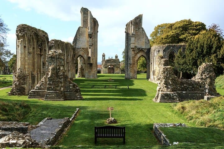 Private Tour of Stonehenge and Glastonbury Abbey and Tor.