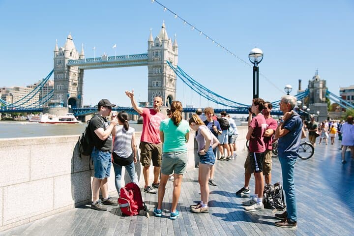 Secrets of London Bike Tour: Thames, Tower Bridge, and Market