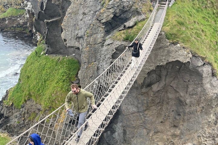Giants Causeway Coastal Tour 8 passangers