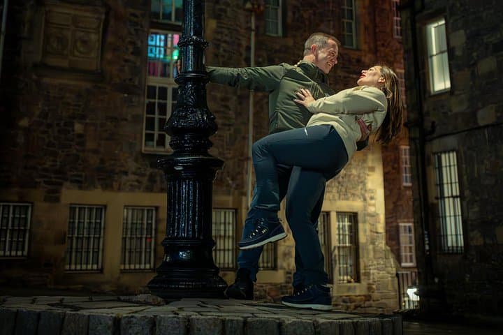Private Edinburgh Photoshoot with a Local Photographer