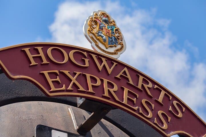 Harry Potter and Thames Cruise Tour