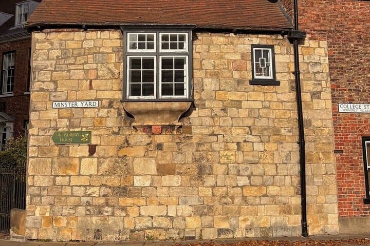 York Ghost Adventure: A Self-Guided Paranormal Tour