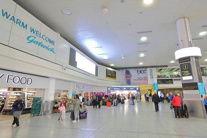 Private Taxi Transfers To or From Gatwick Airport and London