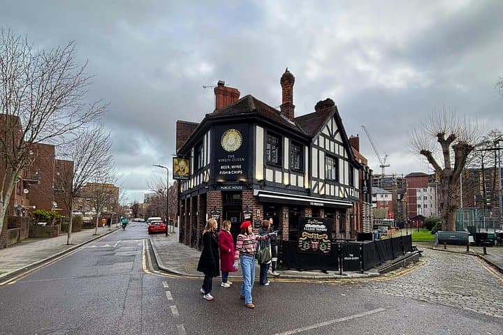The Virgin Queen on Goldsmiths Row