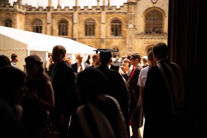 Mandarin Shared | Cambridge Tour & King's Chapel By Alumni™