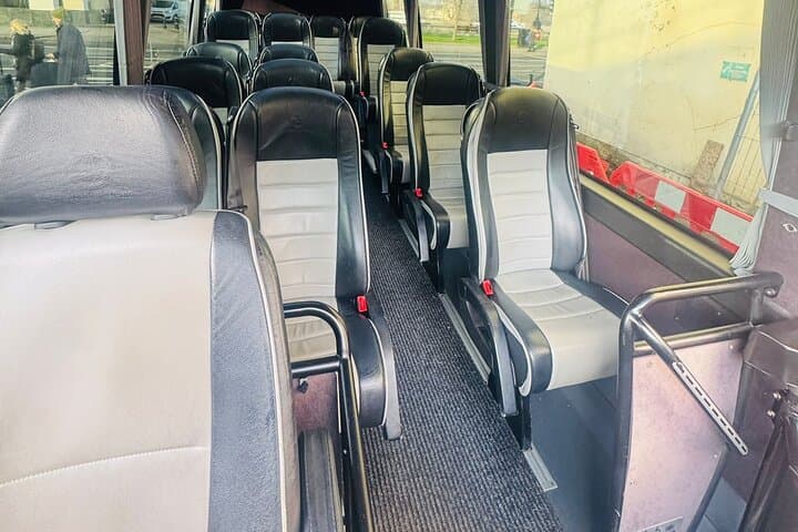 Sprinter Class London Gatwick Airport to London