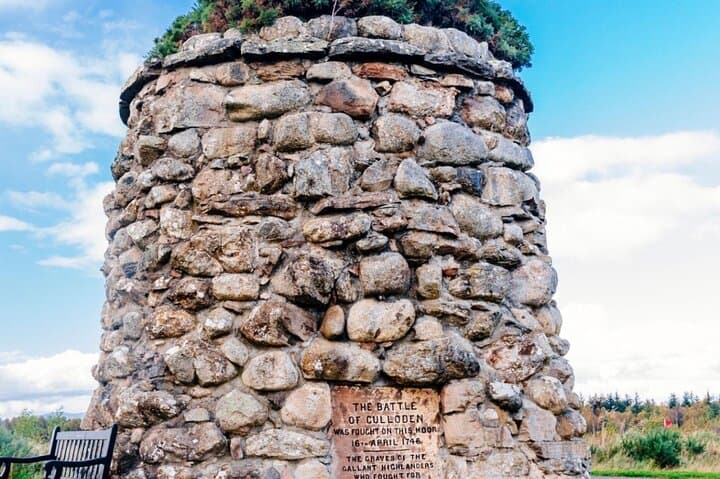 Culloden clan monument
