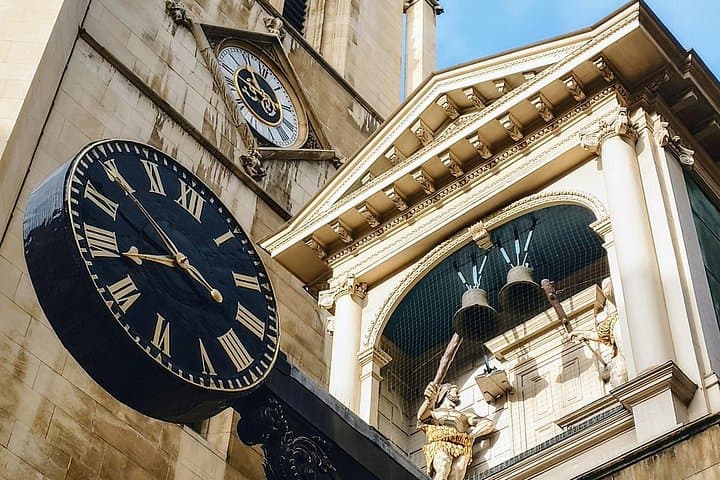 A Christmas Carol and Charles Dickens Old London Walking Tour