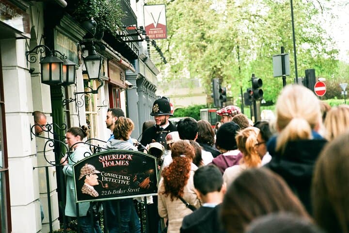 Sherlock Holmes Experience Private Walking Tour