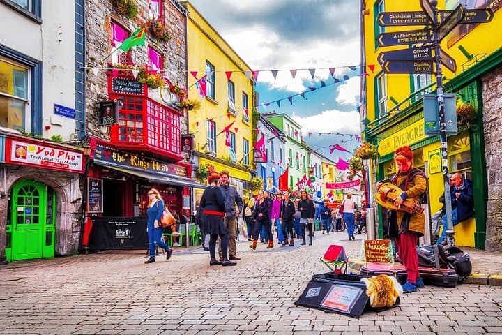 Belfast to Galway Day tour in luxury Mercedes minivan