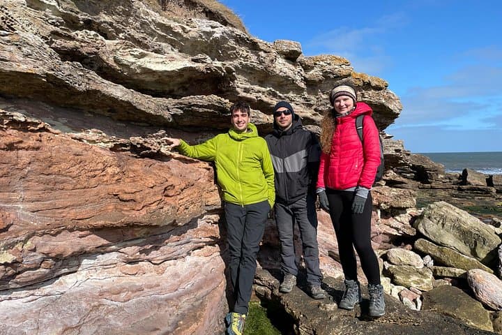 Gin 'On The Rocks': Coast, Geology & Climate-Positive Gin