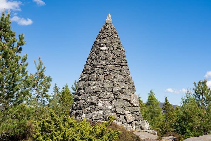 Royal Cairn Balmoral Castle